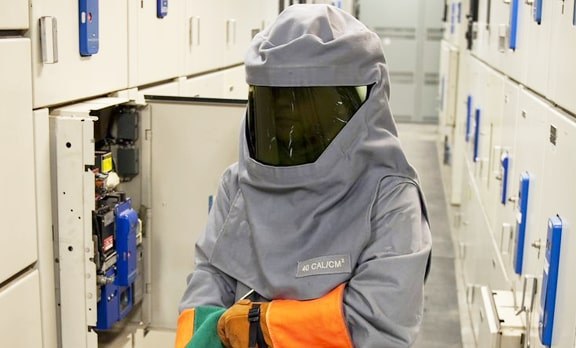 Playing it Safe—How to Avoid Arc Flash Explosions
