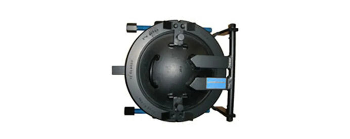 Top view of a tube turn quick open closure, showcasing its robust design and functional components for efficient sealing in industrial applications.